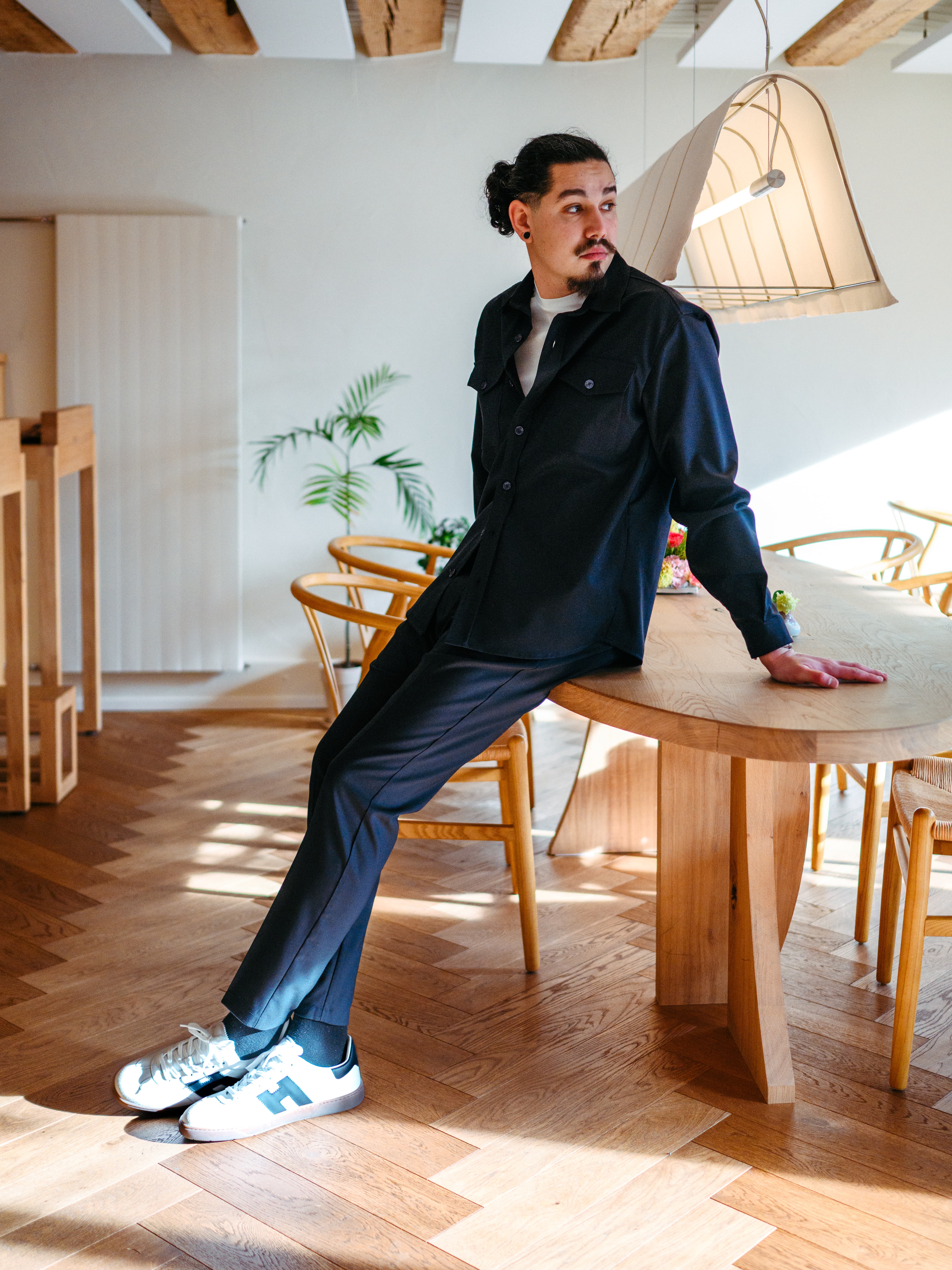 HOMMES #05