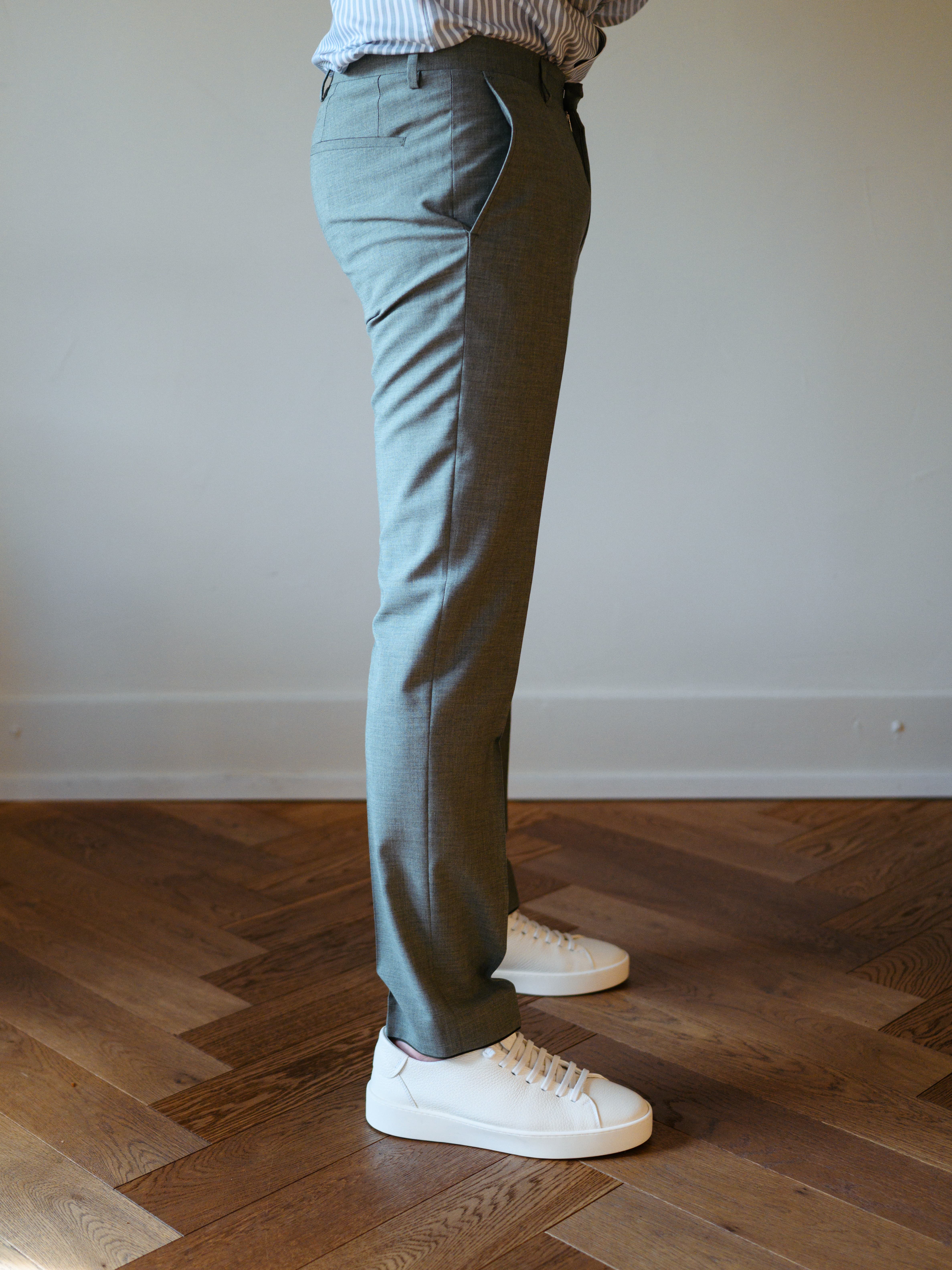 HOMMES #06