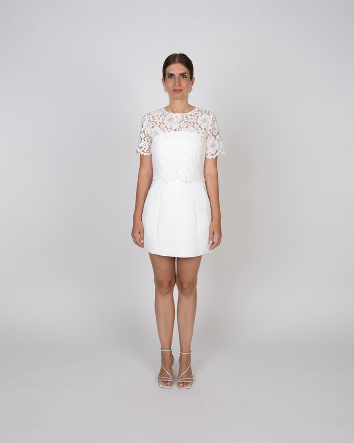 Kurzes-Brautkleid-Standesamt-Spitzenoberteil-Vintage-Spitze-kurzarm-Balloon-Kleid-1.jpg