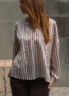 Hemisphere Bluse