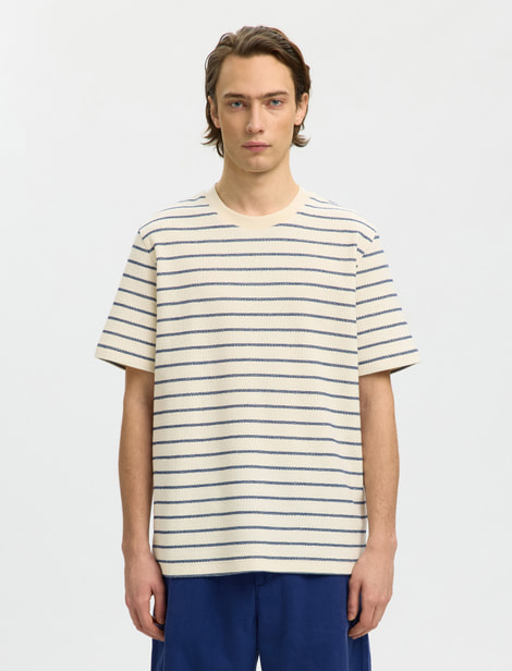T-Shirt Selected