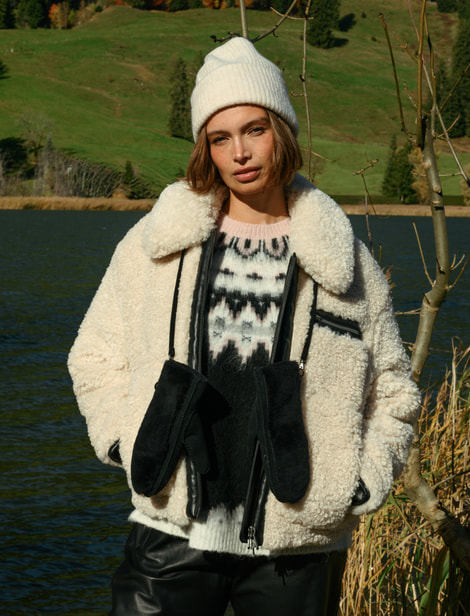 FEMMES #03
