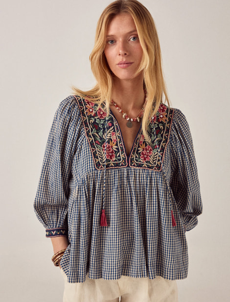 Blouse Maison Hotel