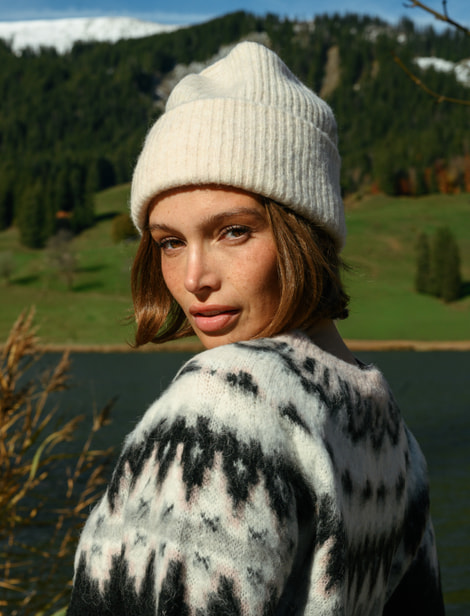 FEMMES #03