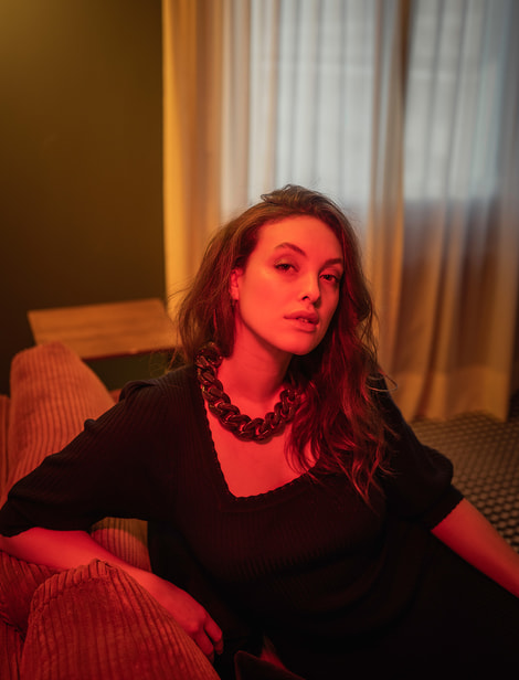 FEMMES #06