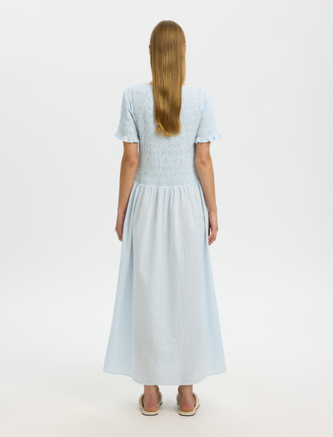 Robe Selected