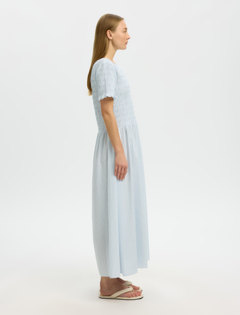 Robe Selected