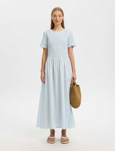 Robe Selected