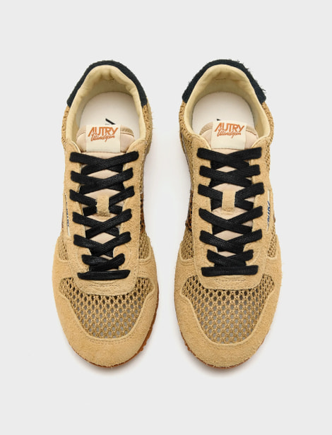 Sneakers WINDSPIN en textile tricoté avec des empiècements en daim et en cuir à poils, dans une silhouette rétro.