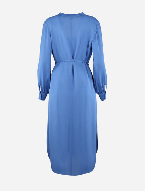Robe BOSS avec un col officier, décolleté en V, boutonnage caché sur le devant, fentes avec boutonnage aux poignets et lanière à la taille  Bleu