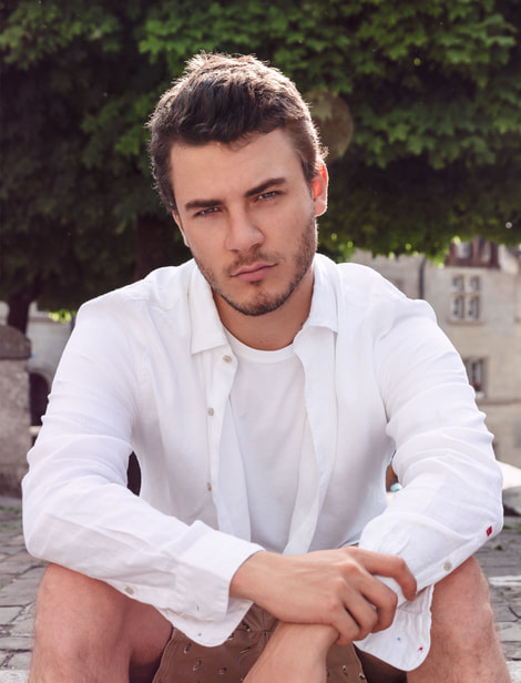 HOMMES #05
