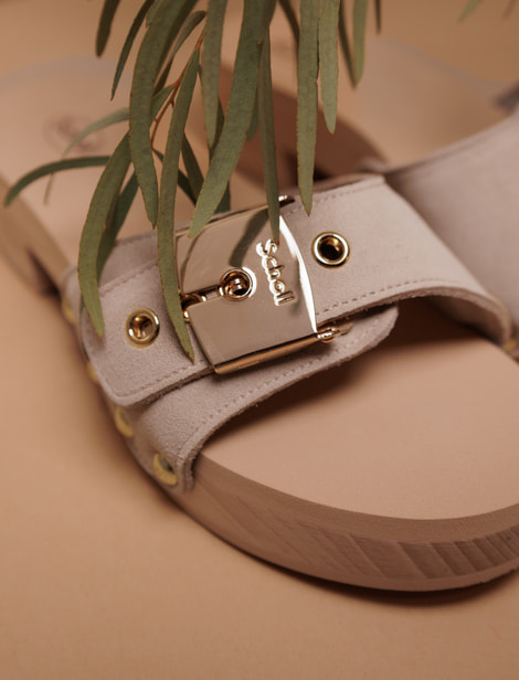 Sandales Scholl