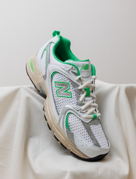New Balance Sneakers 