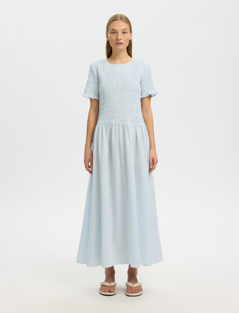 Robe Selected