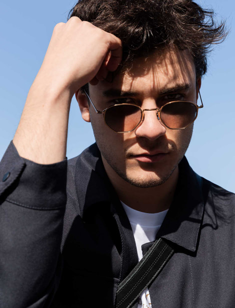 #0001 HOMMES