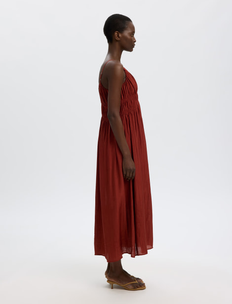 Robe Selected