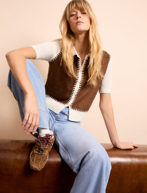 Cardigan rapiécé - devant en tissu aspect daim - col en broderies OUI